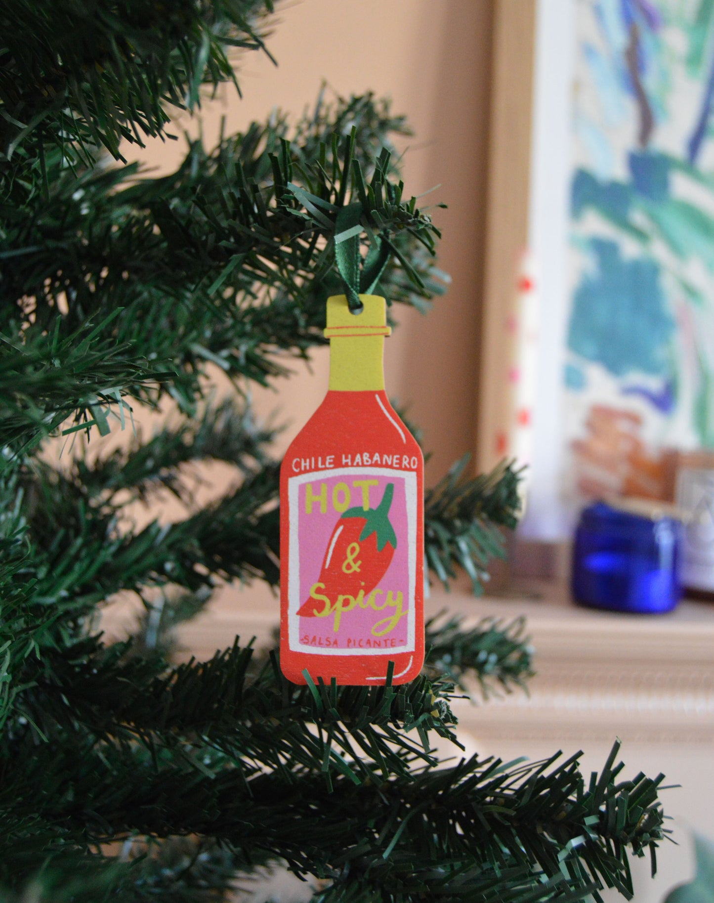 Decoración navideña con salsa picante